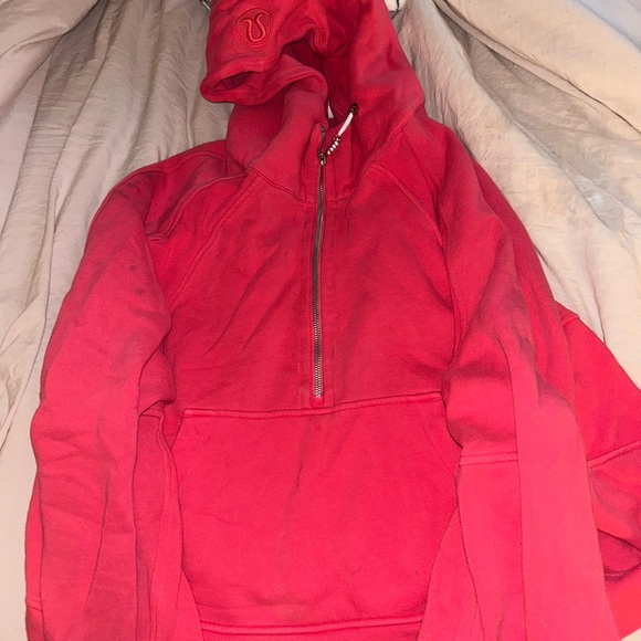 lululemon athletica Red Women's Hoodie - Picture 1 of 2